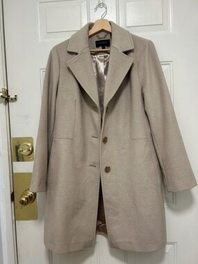 Donna Karan Wool-Blend Single-Breasted Coat — Beige